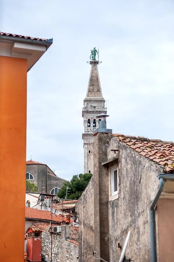The Yellow House Apartments Rovinj