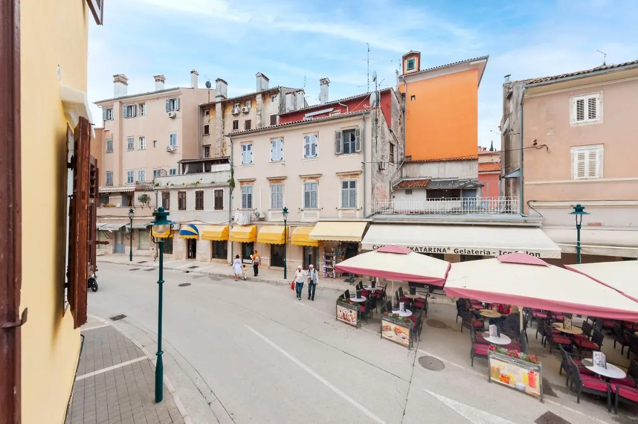 The Yellow House Apartments Rovinj Kroatien